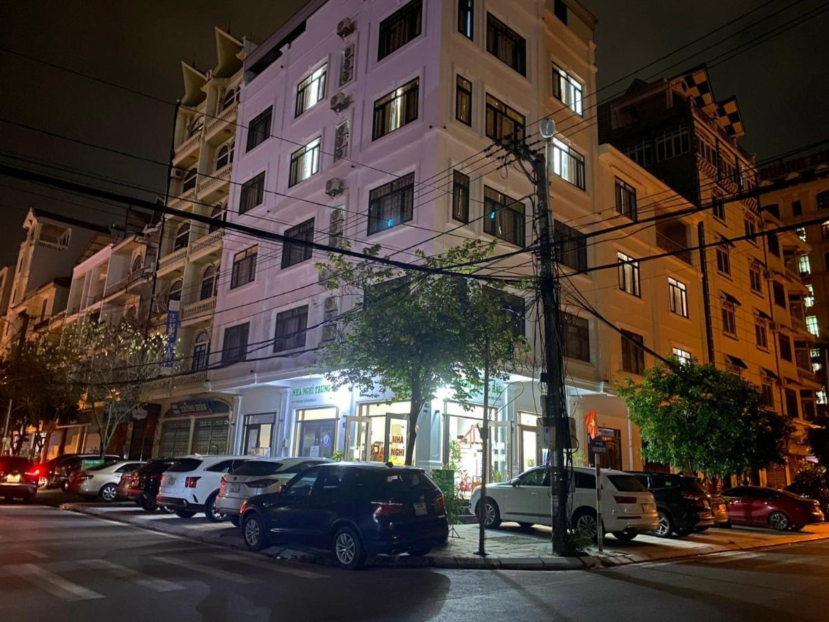 Отель Nha Nghi Trung Hau Mong Cai Экстерьер фото